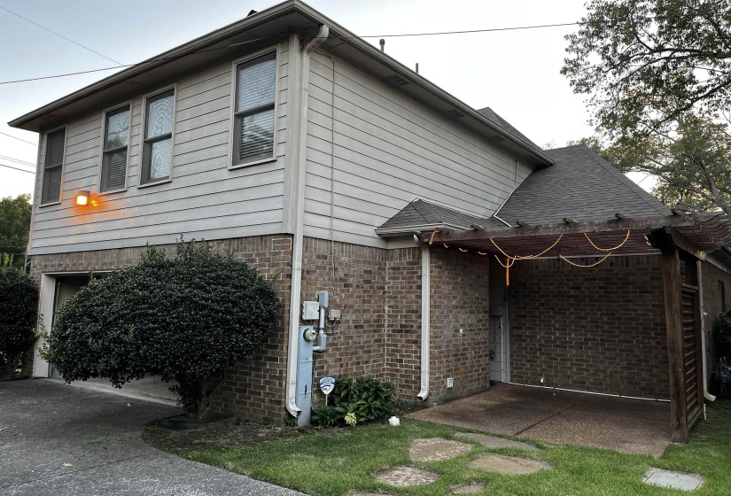 206 REESE ST, Memphis, Tennessee 38111, 4 Bedrooms Bedrooms, 8 Rooms Rooms,2.1 BathroomsBathrooms,Residential,For Sale,REESE,10207488