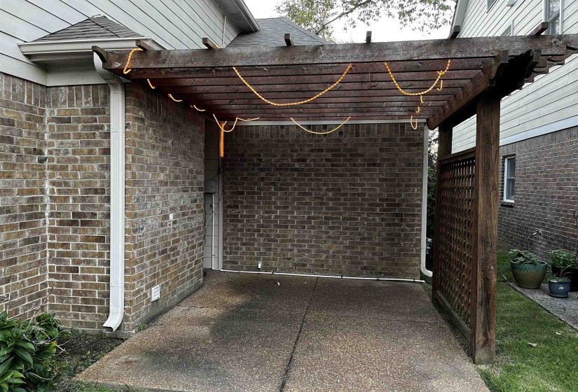 206 REESE ST, Memphis, Tennessee 38111, 4 Bedrooms Bedrooms, 8 Rooms Rooms,2.1 BathroomsBathrooms,Residential,For Sale,REESE,10207488