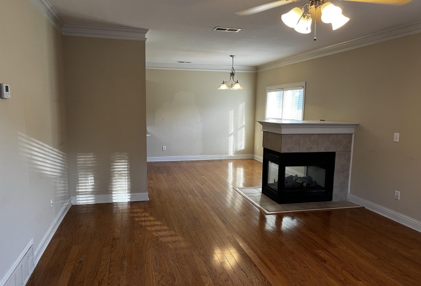 206 REESE ST, Memphis, Tennessee 38111, 4 Bedrooms Bedrooms, 8 Rooms Rooms,2.1 BathroomsBathrooms,Residential,For Sale,REESE,10207488
