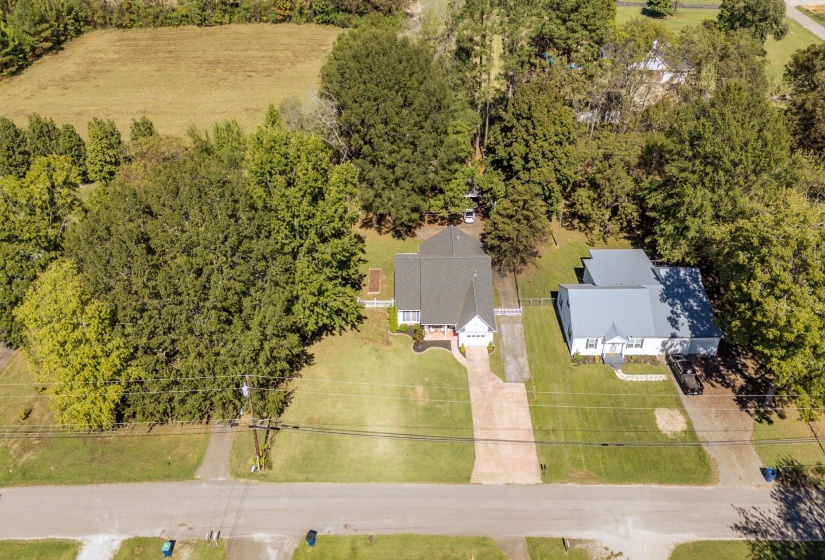 224 WILLOW DR, Adamsville, Tennessee 38310, 3 Bedrooms Bedrooms, 9 Rooms Rooms,2 BathroomsBathrooms,Residential,For Sale,WILLOW,10207521
