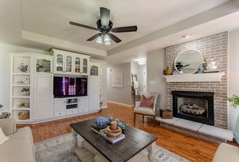 224 WILLOW DR, Adamsville, Tennessee 38310, 3 Bedrooms Bedrooms, 9 Rooms Rooms,2 BathroomsBathrooms,Residential,For Sale,WILLOW,10207521