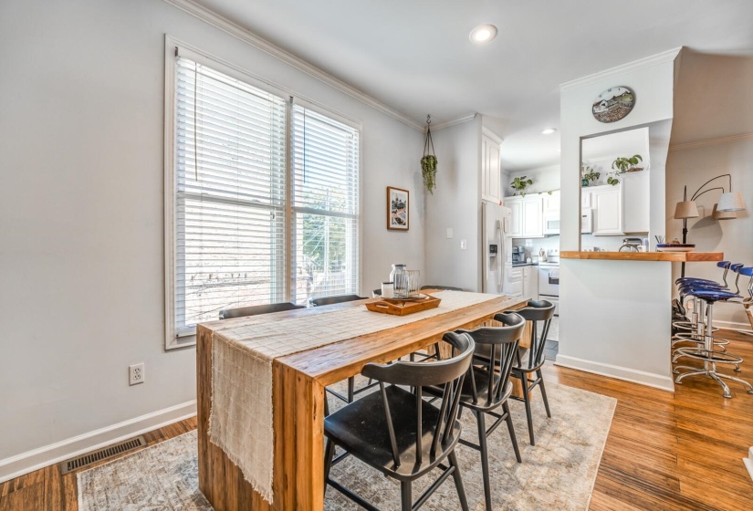 110 VANCE AVE, Memphis, Tennessee 38103, 2 Bedroom Bedrooms, 5 Room Rooms,2.1 BathroomBathrooms,Residential,For Sale,VANCE,0,10207577