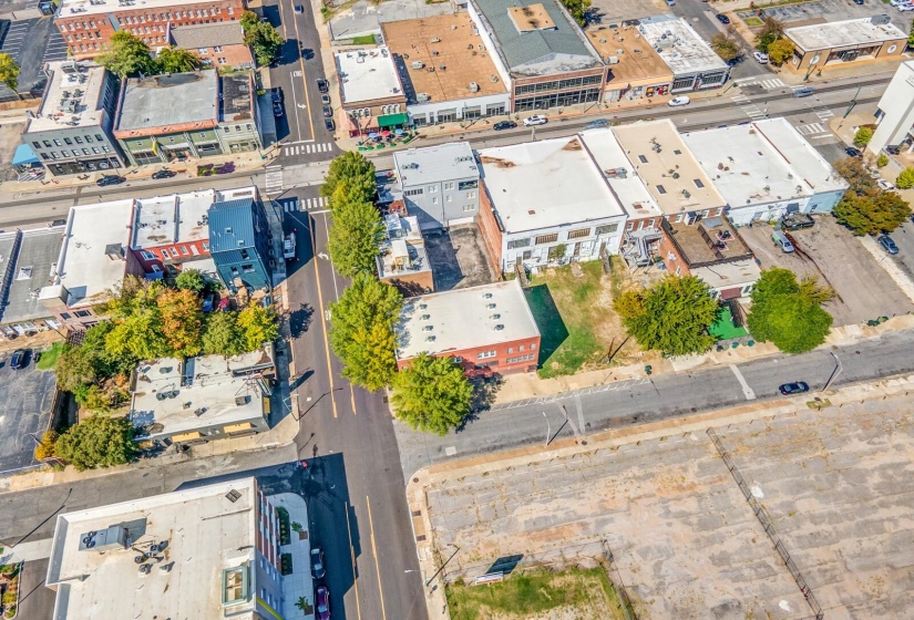 110 VANCE AVE, Memphis, Tennessee 38103, 2 Bedroom Bedrooms, 5 Room Rooms,2.1 BathroomBathrooms,Residential,For Sale,VANCE,0,10207577