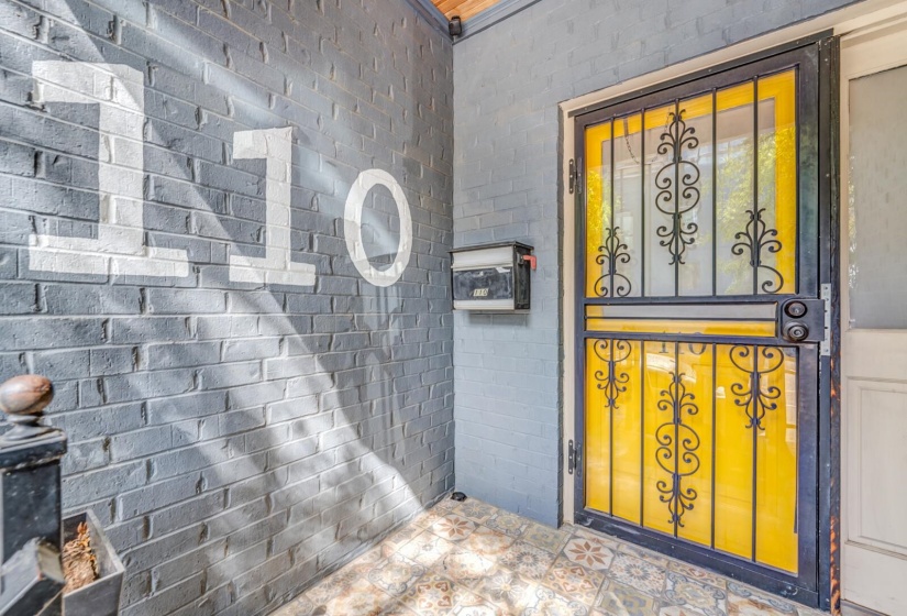 110 VANCE AVE, Memphis, Tennessee 38103, 2 Bedroom Bedrooms, 5 Room Rooms,2.1 BathroomBathrooms,Residential,For Sale,VANCE,0,10207577