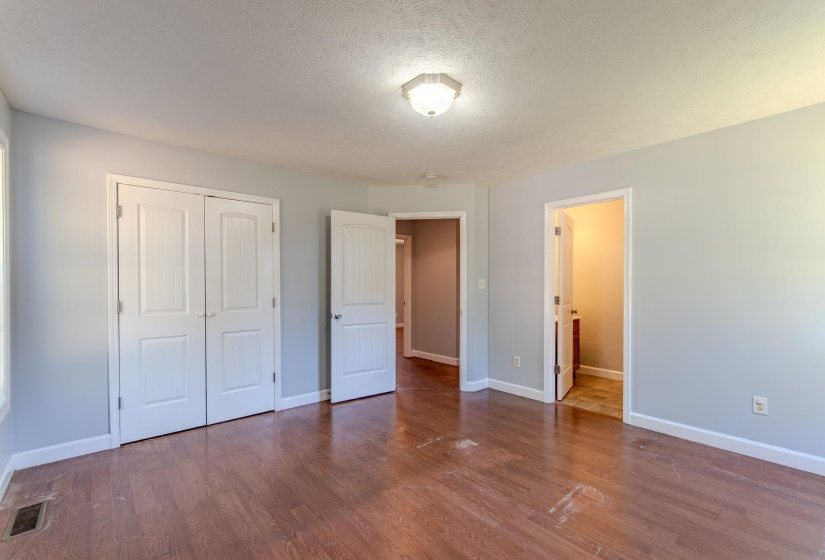150 HOLLIS WAY, Adamsville, Tennessee 38310, 3 Bedrooms Bedrooms, 7 Rooms Rooms,2 BathroomsBathrooms,Residential,For Sale,HOLLIS,10207688