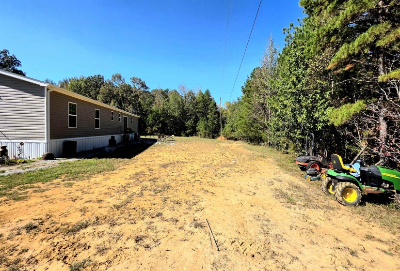 350 GEORGE LN, Michie, Tennessee 38357-6092, 3 Bedroom Bedrooms, 11 Room Rooms,3 BathroomBathrooms,Residential,For Sale,GEORGE,0,10207727