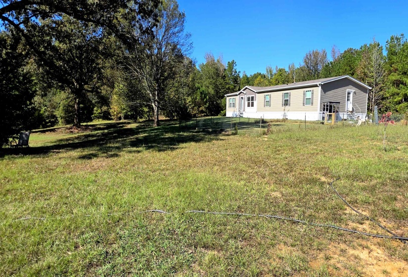 350 GEORGE LN, Michie, Tennessee 38357-6092, 3 Bedroom Bedrooms, 11 Room Rooms,3 BathroomBathrooms,Residential,For Sale,GEORGE,0,10207727