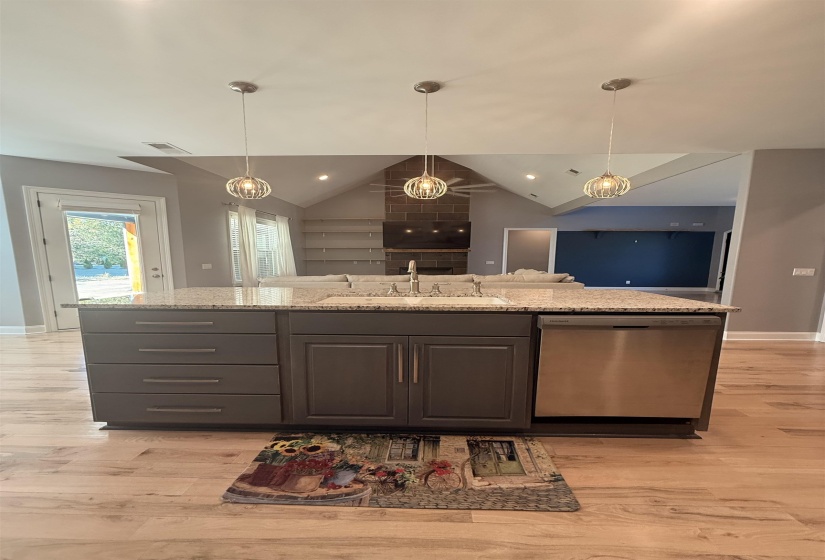 205 HANOVER DR, Arlington, Tennessee 38002, 4 Bedroom Bedrooms, 8 Room Rooms,3 BathroomBathrooms,Residential,For Sale,HANOVER,0,10207911
