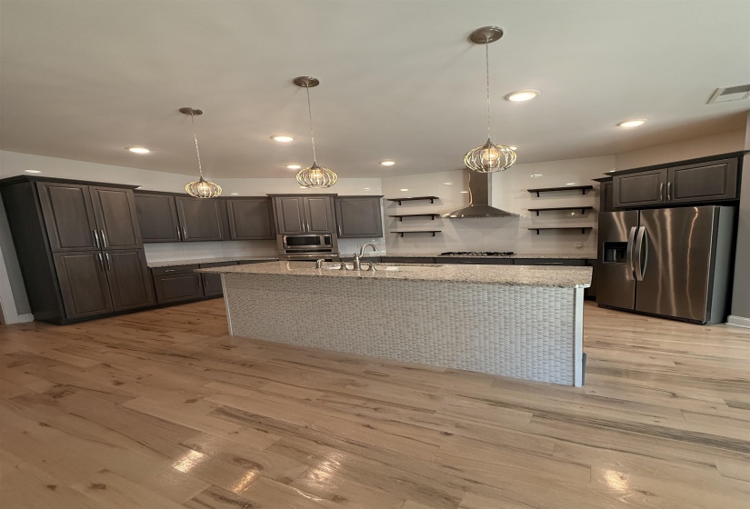 205 HANOVER DR, Arlington, Tennessee 38002, 4 Bedroom Bedrooms, 8 Room Rooms,3 BathroomBathrooms,Residential,For Sale,HANOVER,0,10207911