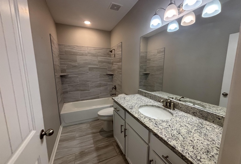 4205 TUTWILER AVE, Memphis, Tennessee 38122, 4 Bedroom Bedrooms, 7 Room Rooms,3 BathroomBathrooms,Residential,For Sale,TUTWILER,0,10207919