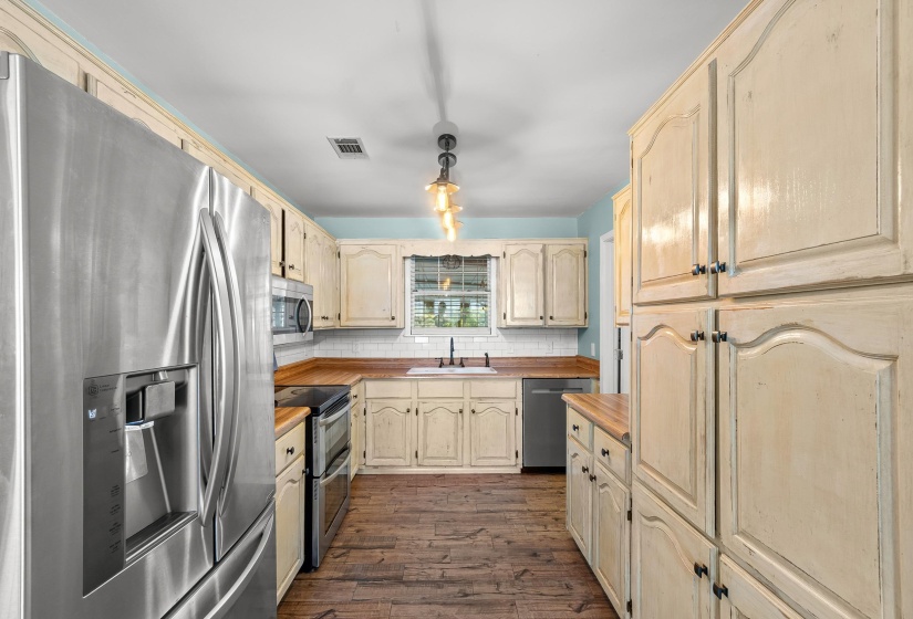 49 CR 178 RD, Iuka, Mississippi 38852, 3 Bedrooms Bedrooms, 8 Rooms Rooms,2 BathroomsBathrooms,Residential,For Sale,CR 178,10195583