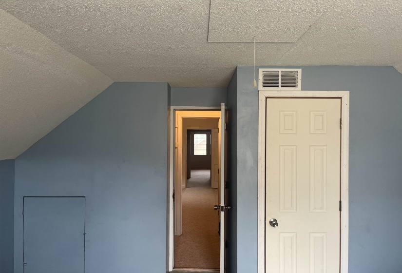 8438 RIVER GLEN DR, Germantown, Tennessee 38139, 4 Bedroom Bedrooms, 8 Room Rooms,2 BathroomBathrooms,Residential,For Sale,RIVER GLEN,0,10207978