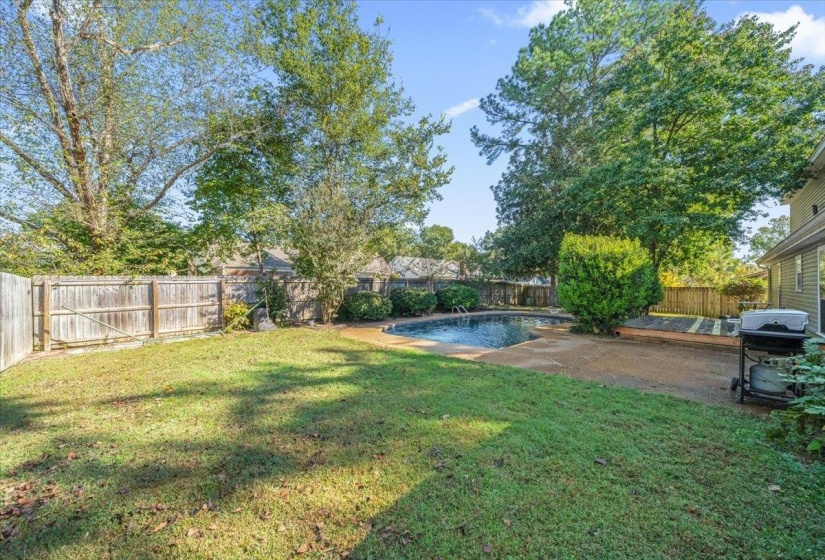 8438 RIVER GLEN DR, Germantown, Tennessee 38139, 4 Bedroom Bedrooms, 8 Room Rooms,2 BathroomBathrooms,Residential,For Sale,RIVER GLEN,0,10207978