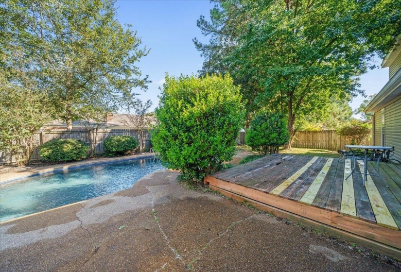 8438 RIVER GLEN DR, Germantown, Tennessee 38139, 4 Bedroom Bedrooms, 8 Room Rooms,2 BathroomBathrooms,Residential,For Sale,RIVER GLEN,0,10207978