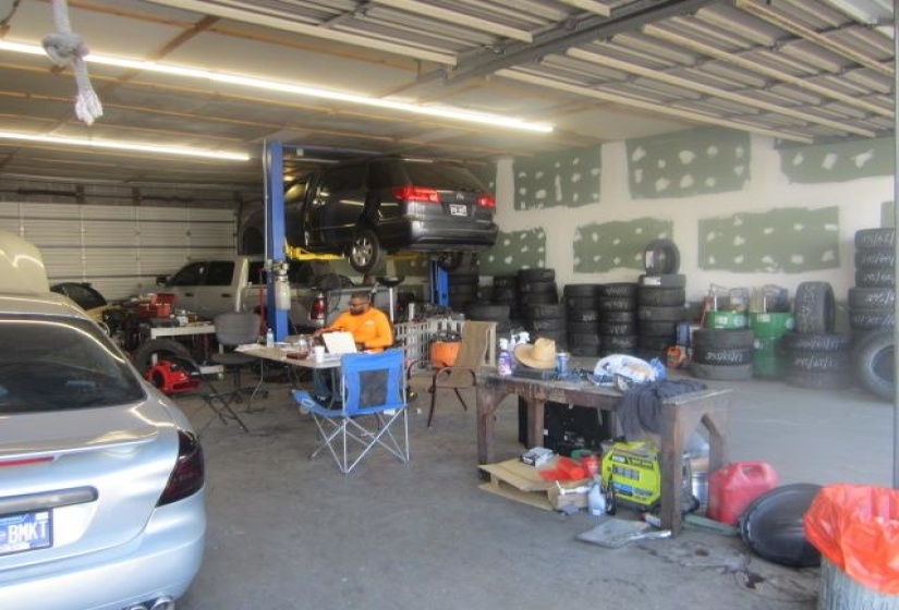 1505 ELVIS PRESLEY BLVD, Memphis, Tennessee 38106, 0 , 0 ,0,Commercial/industrial,For Sale,ELVIS PRESLEY,0,10208001