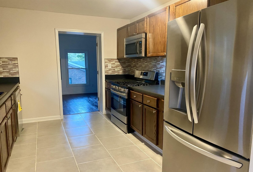 502 JAMES AVE, Covington, Tennessee 38019, 3 Bedroom Bedrooms, 7 Room Rooms,2 BathroomBathrooms,Residential,For Sale,JAMES,0,10207992