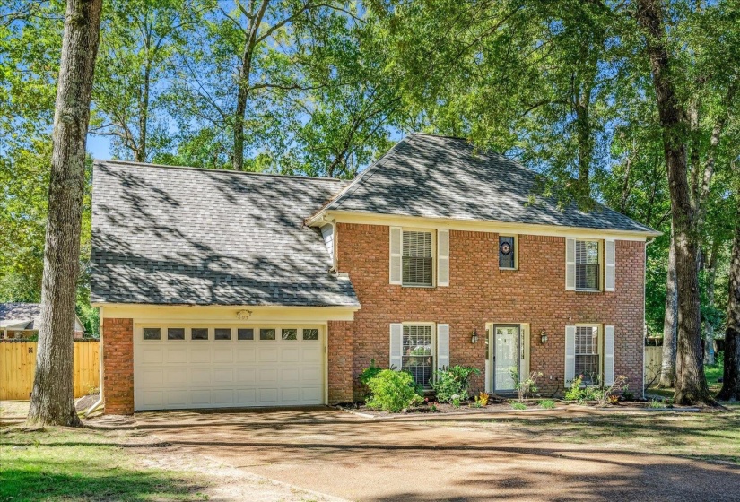 1603 KIMBROOK CV, Germantown, Tennessee 38138, 4 Bedroom Bedrooms, 9 Room Rooms,2.1 BathroomBathrooms,Residential,For Sale,KIMBROOK,0,10208002