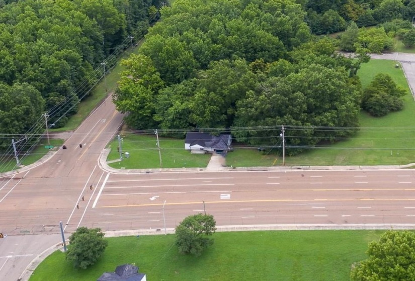 Drone / aerial view