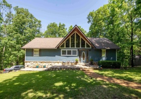 140 RIDGE VIEW DR, Savannah, Tennessee 38372-9999, 5 Bedrooms Bedrooms, 10 Rooms Rooms,4 BathroomsBathrooms,Residential,For Sale,RIDGE VIEW,10208237
