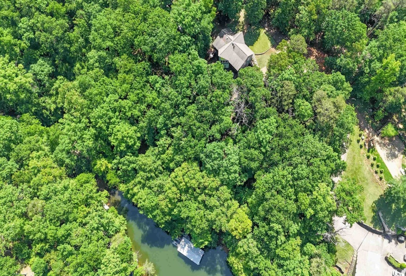 140 RIDGE VIEW DR, Savannah, Tennessee 38372-9999, 5 Bedrooms Bedrooms, 10 Rooms Rooms,4 BathroomsBathrooms,Residential,For Sale,RIDGE VIEW,10208237