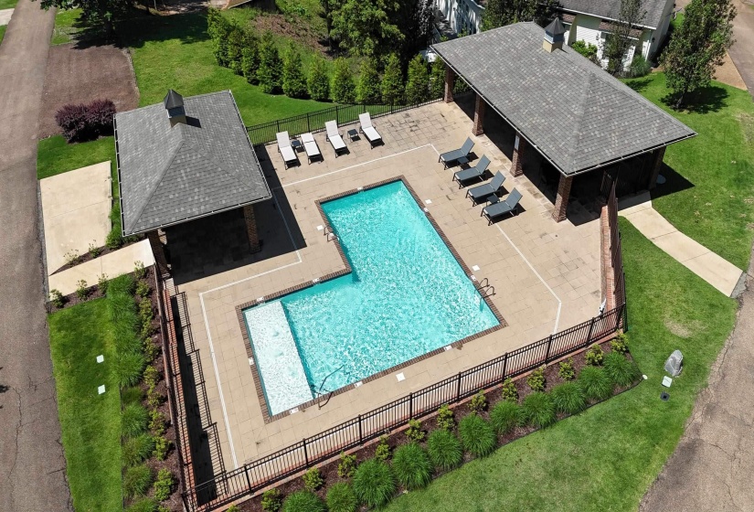140 RIDGE VIEW DR, Savannah, Tennessee 38372-9999, 5 Bedrooms Bedrooms, 10 Rooms Rooms,4 BathroomsBathrooms,Residential,For Sale,RIDGE VIEW,10208237