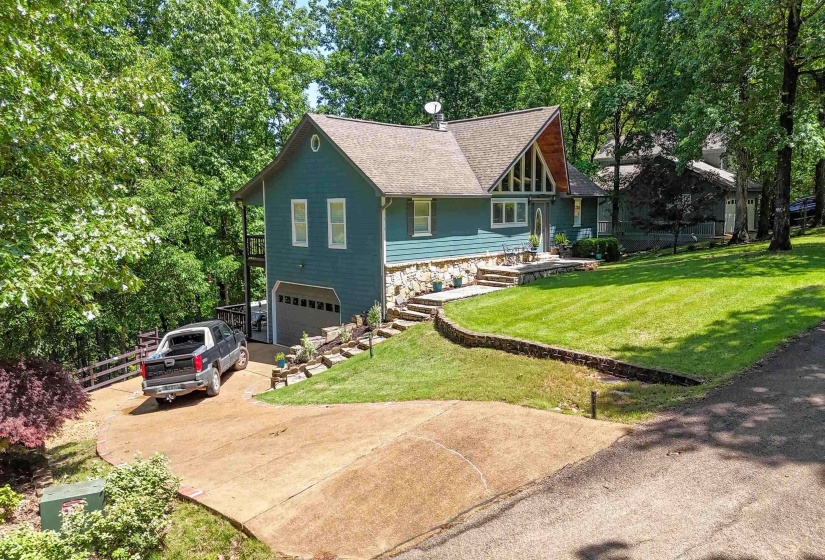 140 RIDGE VIEW DR, Savannah, Tennessee 38372-9999, 5 Bedrooms Bedrooms, 10 Rooms Rooms,4 BathroomsBathrooms,Residential,For Sale,RIDGE VIEW,10208237