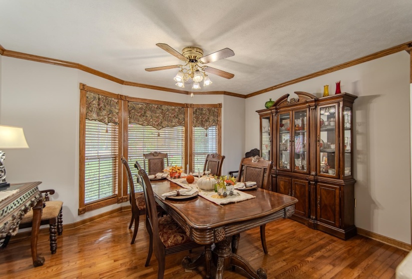 1075 HIGHWAY 203 HWY, Savannah, Tennessee 38372, 5 Bedrooms Bedrooms, 12 Rooms Rooms,3.2 BathroomsBathrooms,Residential,For Sale,HIGHWAY 203,10208292