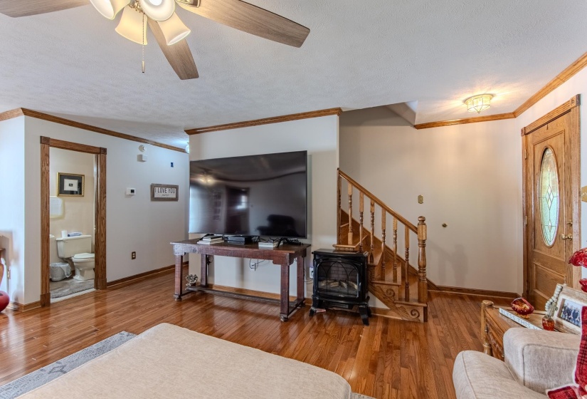 1075 HIGHWAY 203 HWY, Savannah, Tennessee 38372, 5 Bedrooms Bedrooms, 12 Rooms Rooms,3.2 BathroomsBathrooms,Residential,For Sale,HIGHWAY 203,10208292