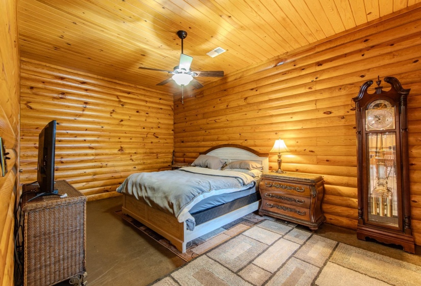 1075 HIGHWAY 203 HWY, Savannah, Tennessee 38372, 5 Bedrooms Bedrooms, 12 Rooms Rooms,3.2 BathroomsBathrooms,Residential,For Sale,HIGHWAY 203,10208292
