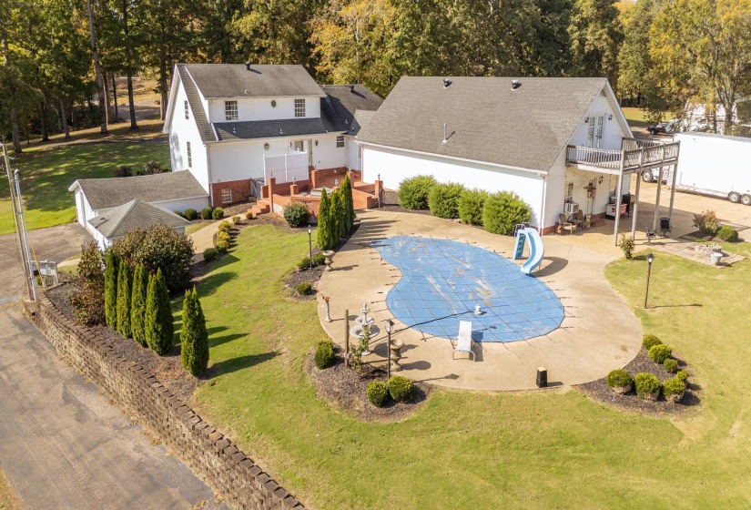 1075 HIGHWAY 203 HWY, Savannah, Tennessee 38372, 5 Bedrooms Bedrooms, 12 Rooms Rooms,3.2 BathroomsBathrooms,Residential,For Sale,HIGHWAY 203,10208292