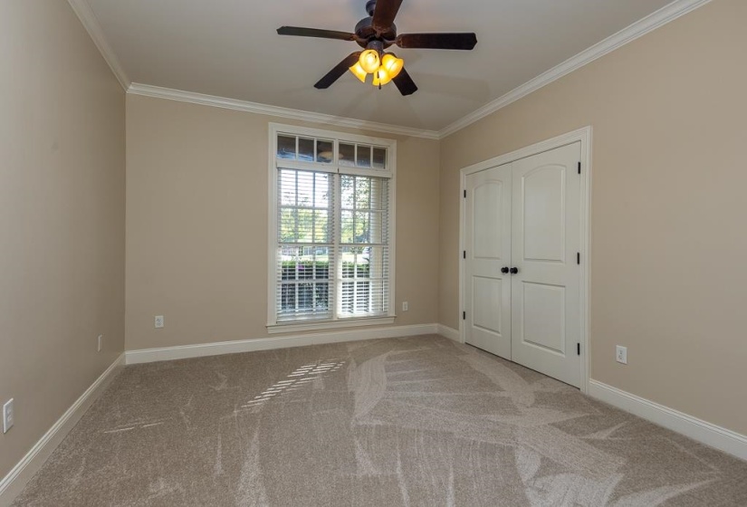20 SURREY LOOP CIR, Byhalia, Mississippi 38611, 5 Bedrooms Bedrooms, 16 Rooms Rooms,3.1 BathroomsBathrooms,Residential,For Sale,SURREY LOOP,10208300