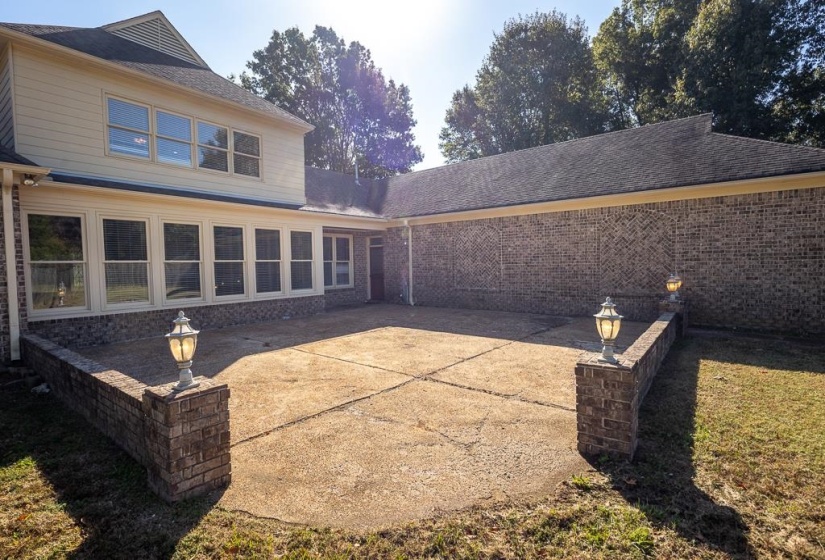 20 SURREY LOOP CIR, Byhalia, Mississippi 38611, 5 Bedrooms Bedrooms, 16 Rooms Rooms,3.1 BathroomsBathrooms,Residential,For Sale,SURREY LOOP,10208300