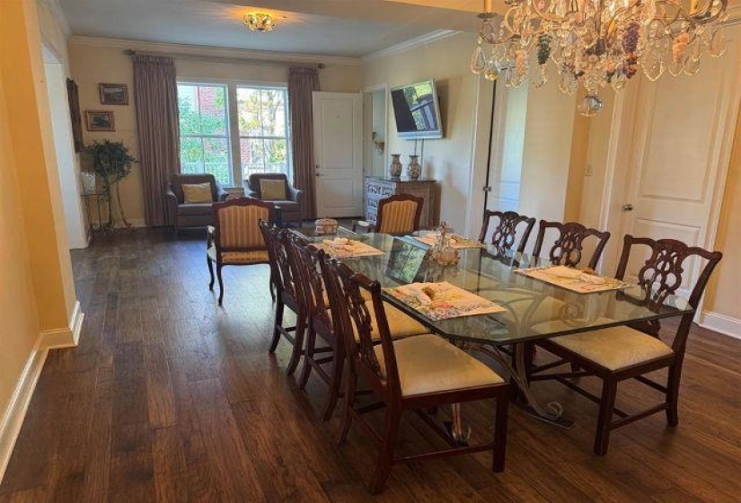 591 LEXINGTON CLUB CT, Memphis, Tennessee 38117, 2 Bedrooms Bedrooms, 7 Rooms Rooms,2 BathroomsBathrooms,Residential,For Sale,LEXINGTON CLUB,10208317