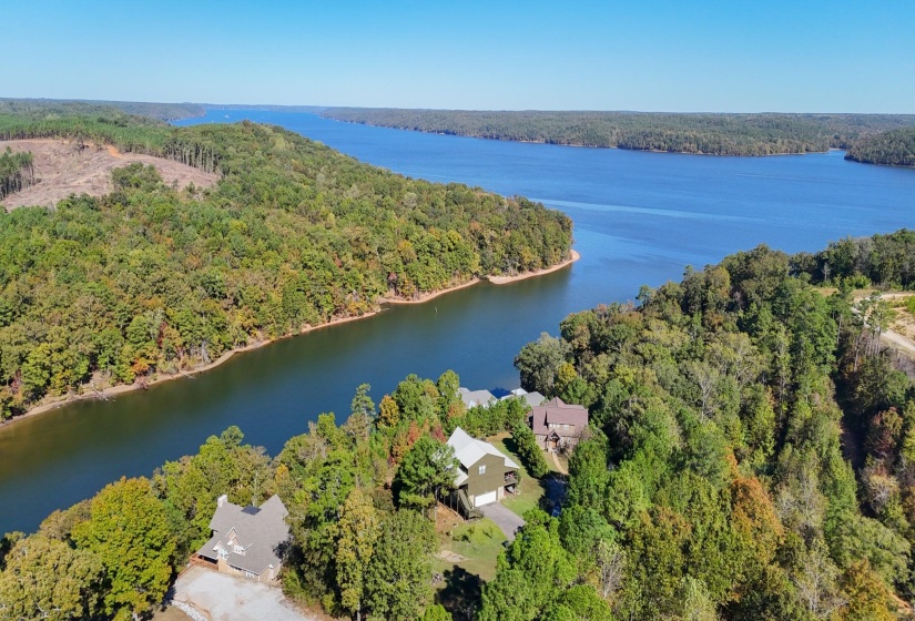 15 MARINA POINT CIR, Iuka, Mississippi 38852, 4 Bedrooms Bedrooms, 11 Rooms Rooms,3 BathroomsBathrooms,Residential,For Sale,MARINA POINT,10208355