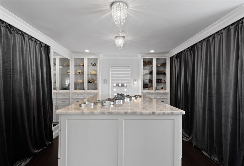 1911 BRIERBROOK RD, Germantown, Tennessee 38138, 4 Bedrooms Bedrooms, 9 Rooms Rooms,4 BathroomsBathrooms,Residential,For Sale,BRIERBROOK,10208408
