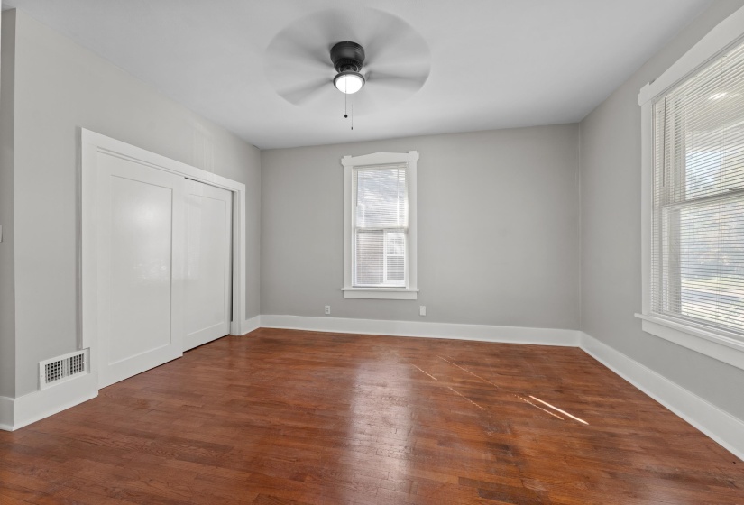 96 EVERGREEN ST, Memphis, Tennessee 38104, 4 Bedrooms Bedrooms, 6 Rooms Rooms,2 BathroomsBathrooms,Residential,For Sale,EVERGREEN,10208428