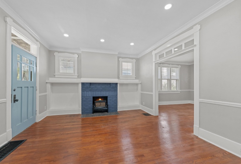 96 EVERGREEN ST, Memphis, Tennessee 38104, 4 Bedrooms Bedrooms, 6 Rooms Rooms,2 BathroomsBathrooms,Residential,For Sale,EVERGREEN,10208428