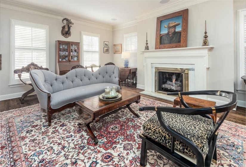 2246 COURT AVE, Memphis, Tennessee 38104, 4 Bedrooms Bedrooms, 9 Rooms Rooms,3 BathroomsBathrooms,Residential,For Sale,COURT,10208557