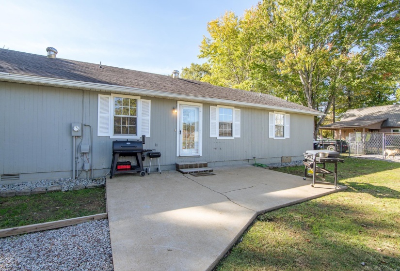 41 BARTLEY DR, Savannah, Tennessee 38372, 3 Bedrooms Bedrooms, 7 Rooms Rooms,2 BathroomsBathrooms,Residential,For Sale,BARTLEY,10208559
