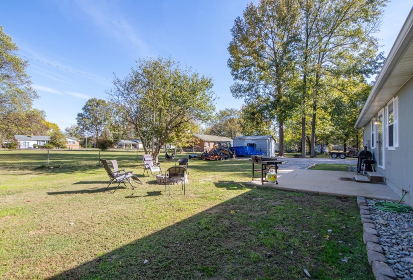 41 BARTLEY DR, Savannah, Tennessee 38372, 3 Bedrooms Bedrooms, 7 Rooms Rooms,2 BathroomsBathrooms,Residential,For Sale,BARTLEY,10208559
