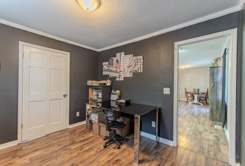 41 BARTLEY DR, Savannah, Tennessee 38372, 3 Bedrooms Bedrooms, 7 Rooms Rooms,2 BathroomsBathrooms,Residential,For Sale,BARTLEY,10208559