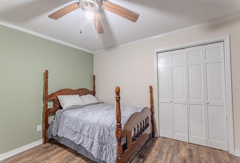 41 BARTLEY DR, Savannah, Tennessee 38372, 3 Bedrooms Bedrooms, 7 Rooms Rooms,2 BathroomsBathrooms,Residential,For Sale,BARTLEY,10208559