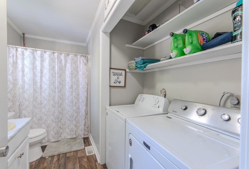 41 BARTLEY DR, Savannah, Tennessee 38372, 3 Bedrooms Bedrooms, 7 Rooms Rooms,2 BathroomsBathrooms,Residential,For Sale,BARTLEY,10208559