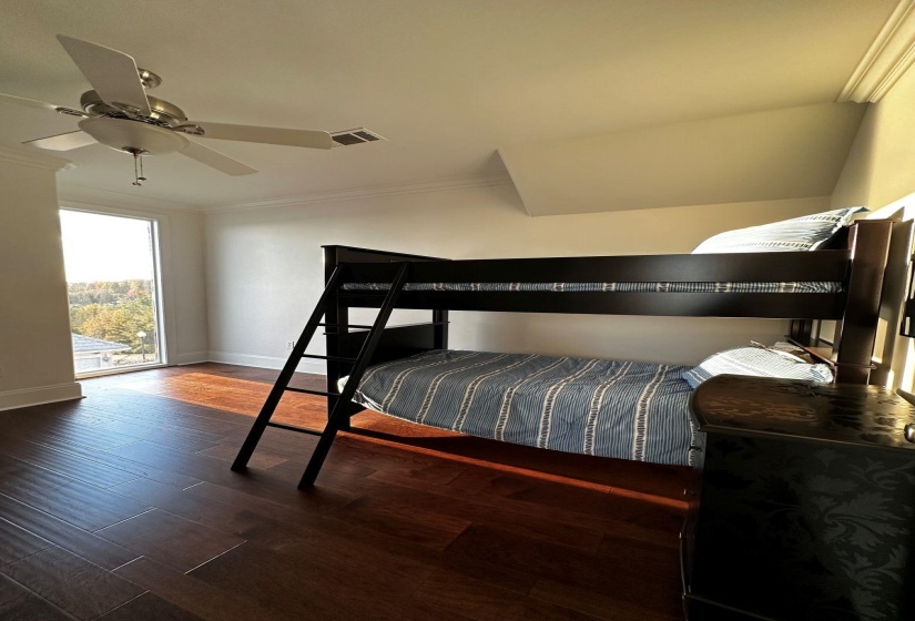 115 WESTSHORE RDG, Savannah, Tennessee 38372, 4 Bedrooms Bedrooms, 11 Rooms Rooms,3.1 BathroomsBathrooms,Residential,For Sale,WESTSHORE,10208594