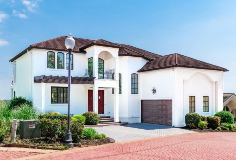 Waterfront located in Grand Villas Subdivision...