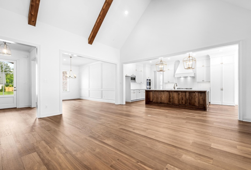 3649 SILVER LAUREL DR, Germantown, Tennessee 38138, 4 Bedroom Bedrooms, 11 Room Rooms,4.1 BathroomBathrooms,Residential,For Sale,SILVER LAUREL,0,10208364