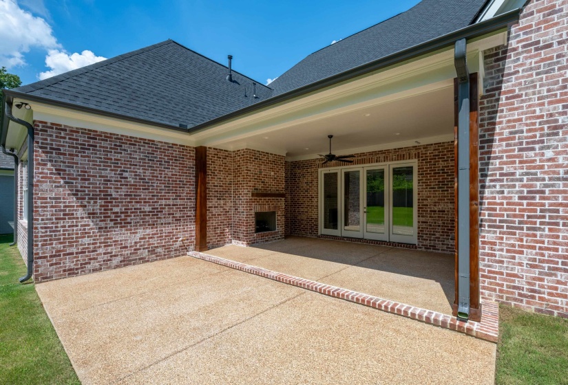 3649 SILVER LAUREL DR, Germantown, Tennessee 38138, 4 Bedroom Bedrooms, 11 Room Rooms,4.1 BathroomBathrooms,Residential,For Sale,SILVER LAUREL,0,10208364