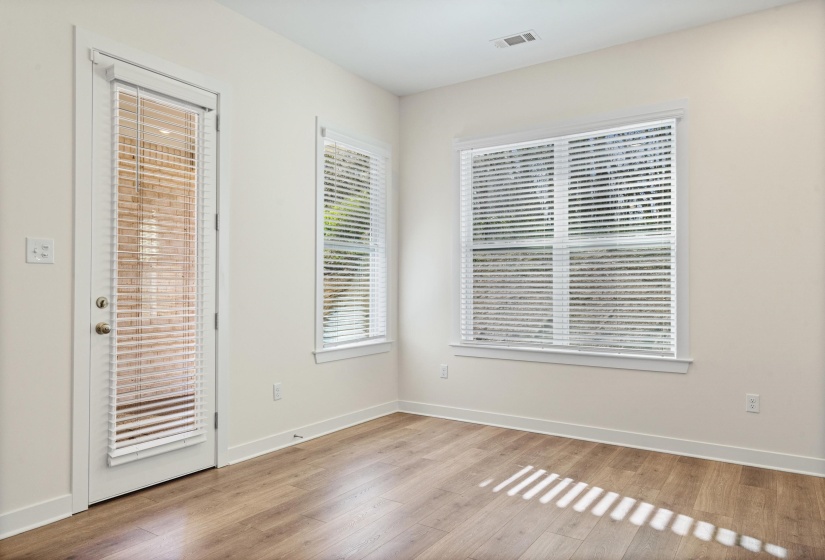 125 LIVE OAK CV, Oakland, Tennessee 38060, 5 Bedroom Bedrooms, 12 Room Rooms,2.1 BathroomBathrooms,Residential,For Sale,LIVE OAK,0,10208643