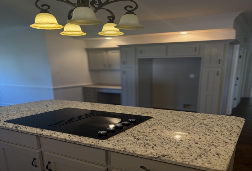 1196 LAKE POINTE DR, Collierville, Tennessee 38017, 4 Bedroom Bedrooms, 7 Room Rooms,2.1 BathroomBathrooms,Residential,For Sale,LAKE POINTE,0,10208692