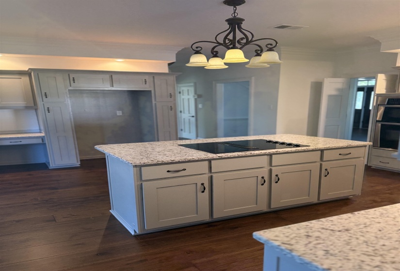 1196 LAKE POINTE DR, Collierville, Tennessee 38017, 4 Bedroom Bedrooms, 7 Room Rooms,2.1 BathroomBathrooms,Residential,For Sale,LAKE POINTE,0,10208692